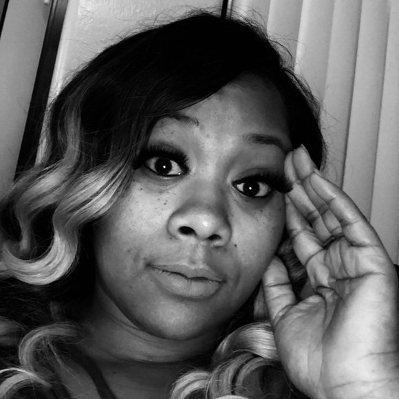 Meet your Posher, Brianna - Picture 1 of 1